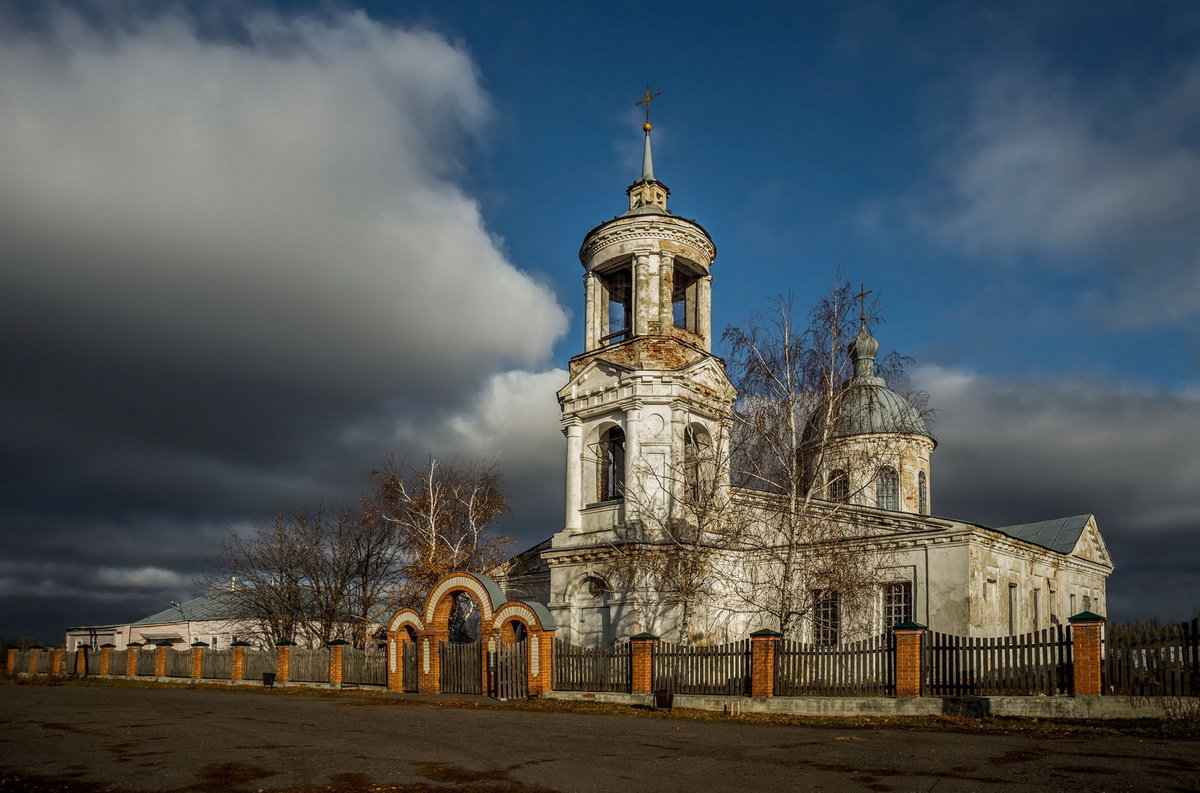 Церковь Михаила Архангела Алешки Терновский район