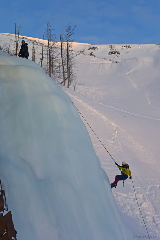 Тренировка на льду в ущелье "Заячий ручей" - Сергей Карцев