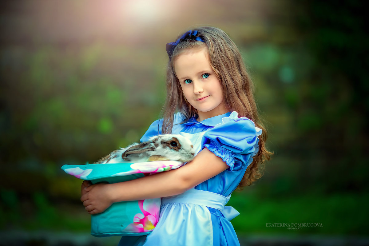 Алиса и безумный заяц - Екатерина Домбругова