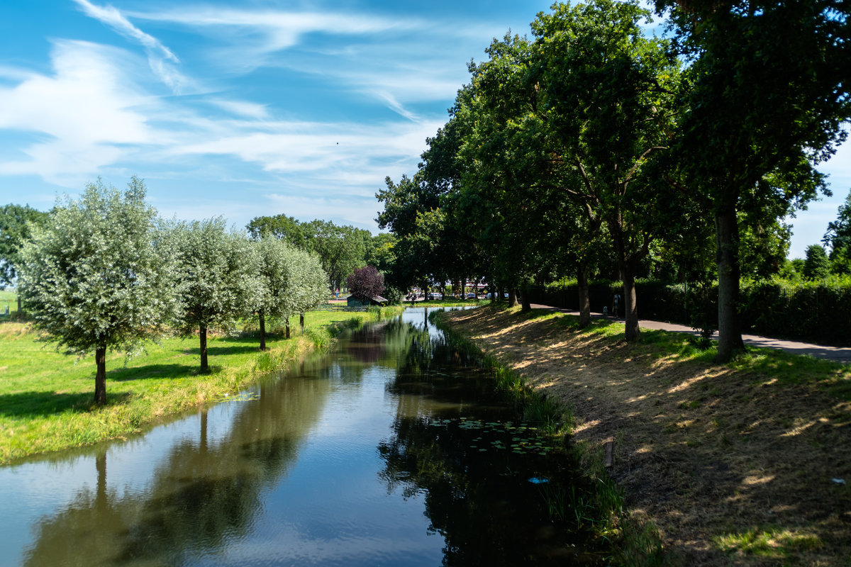 Канал на окраине города Эдам, Голландия - Witalij Loewin