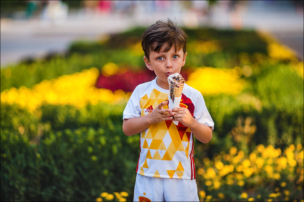Все дети любят мороженое :) - Алексей Латыш