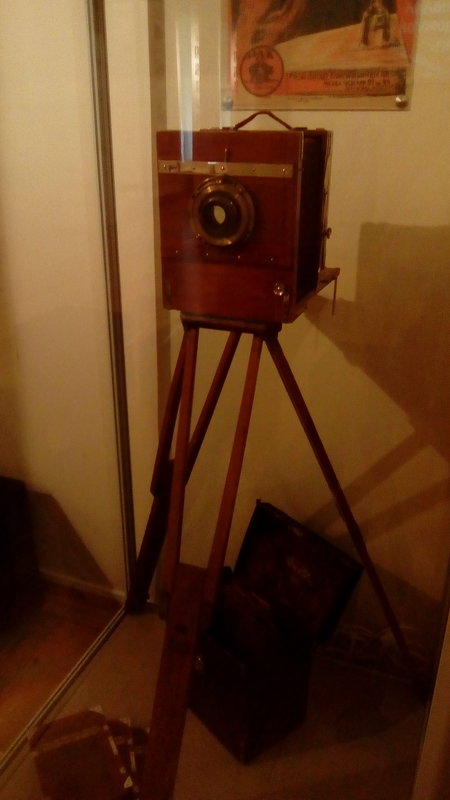 Фотоаппарат начала 20 века. (музей Петропавловская крепость)Название - Светлана Калмыкова