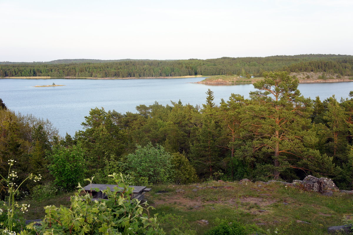 Вид на пролив с высокой скалы, на которой была построена башня Нотвиксторнет - Елена Павлова (Смолова)