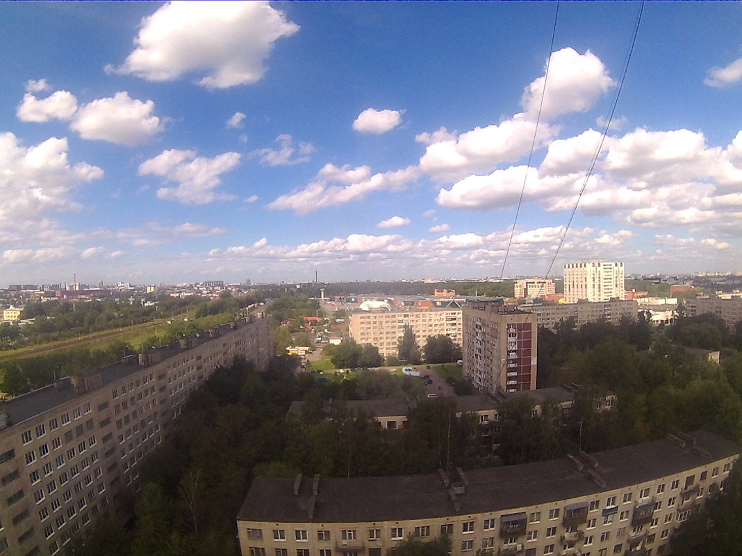 Вид с крыши многоэтажки - Михаил Нименский