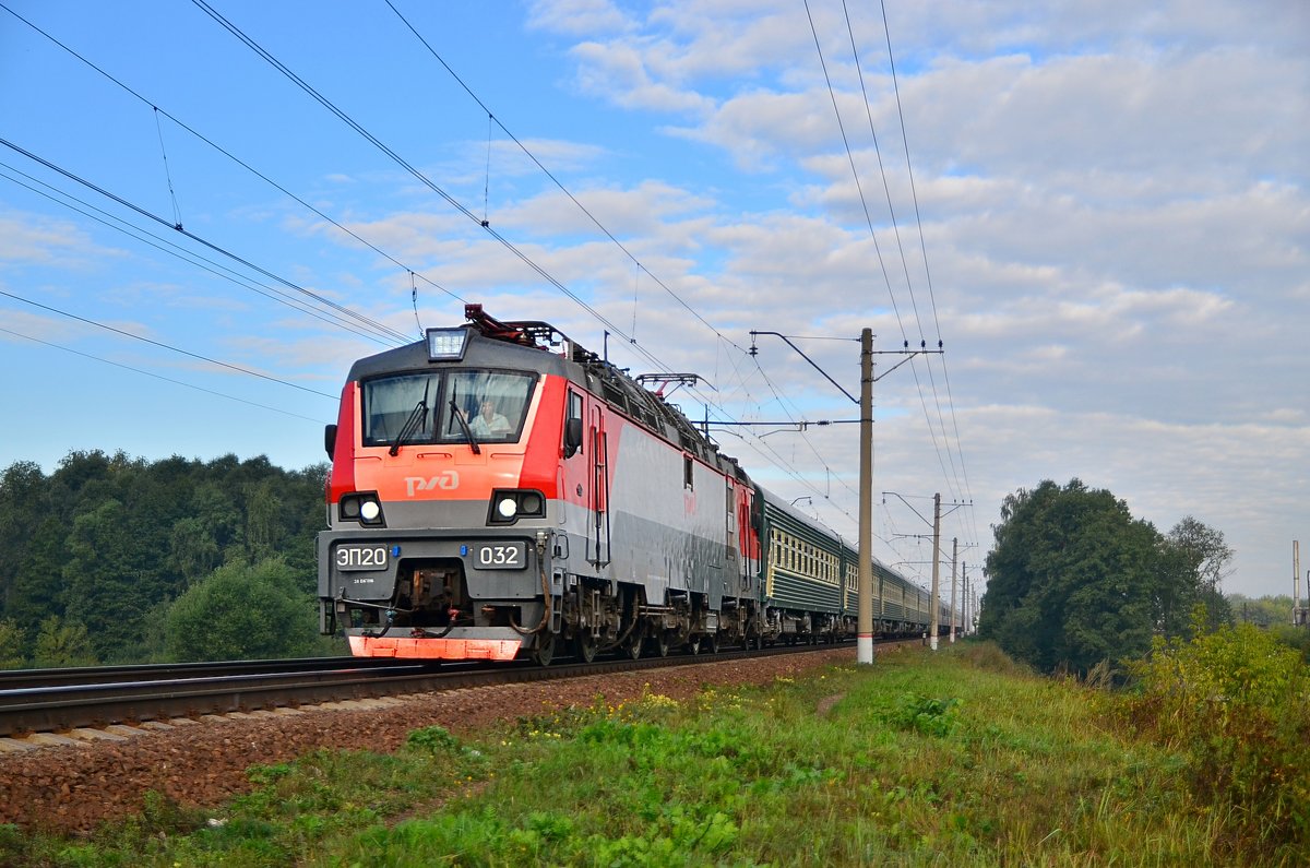 Электровоз ЭП20-032 - Денис Змеев