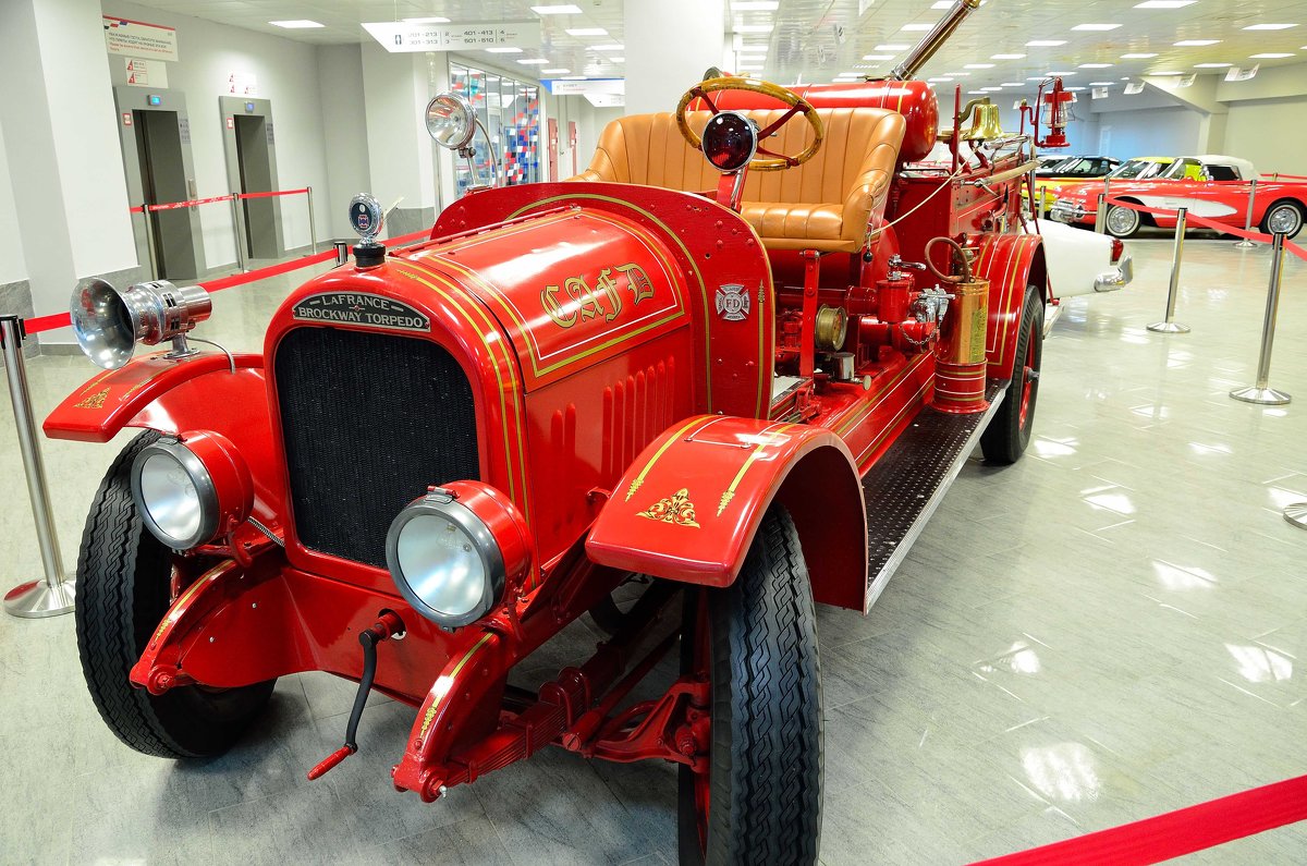 Пожарный авто-1928 года выпуска - Александр Стариков