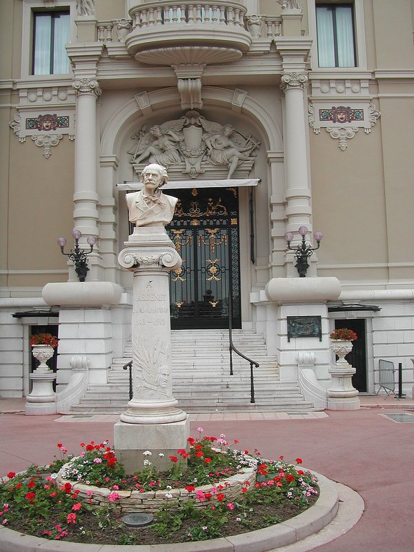 Памятник ЖЮЛЮ МАССНЕ, на террасе казино Монте-Карло - Tata Wolf