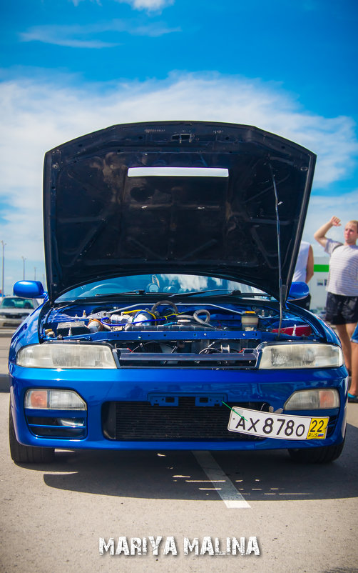 Nissan Skyline - Мария Малина