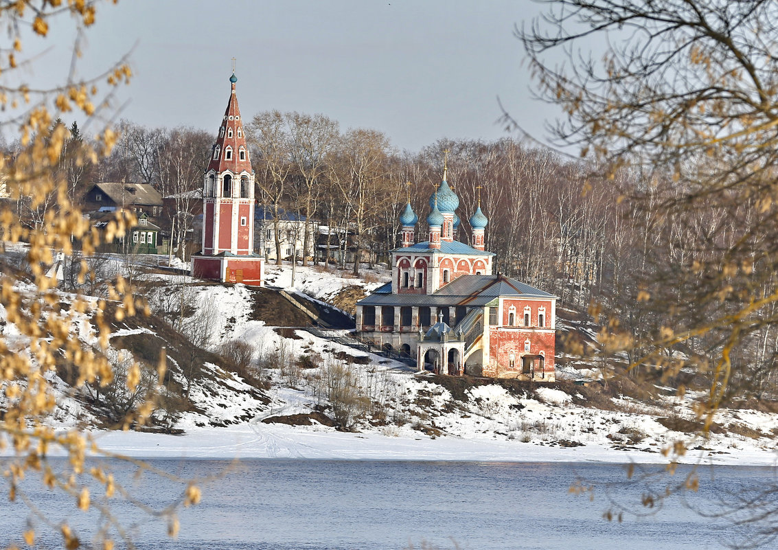 Морозное утро в провинциальном городке - Владимир 