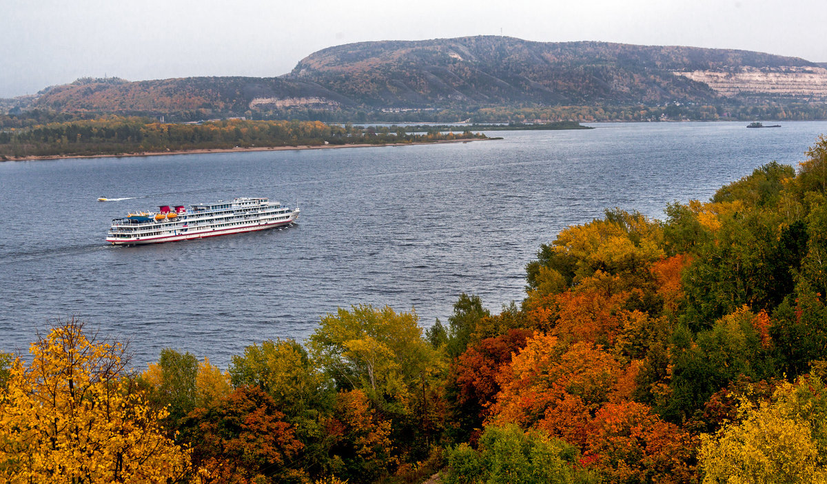 Самарская лука гора Стрельная осенью