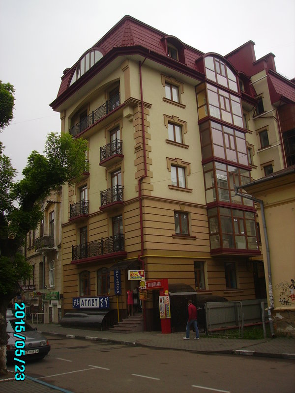 Офисное   здание  в   Ивано - Франковске - Андрей  Васильевич Коляскин