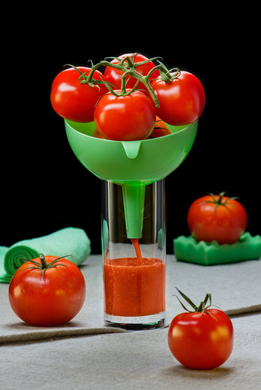 По щучьему велению, по моему хотению, помидоры, сами превращайтесь в томатный сок - Анатолий Тимофеев