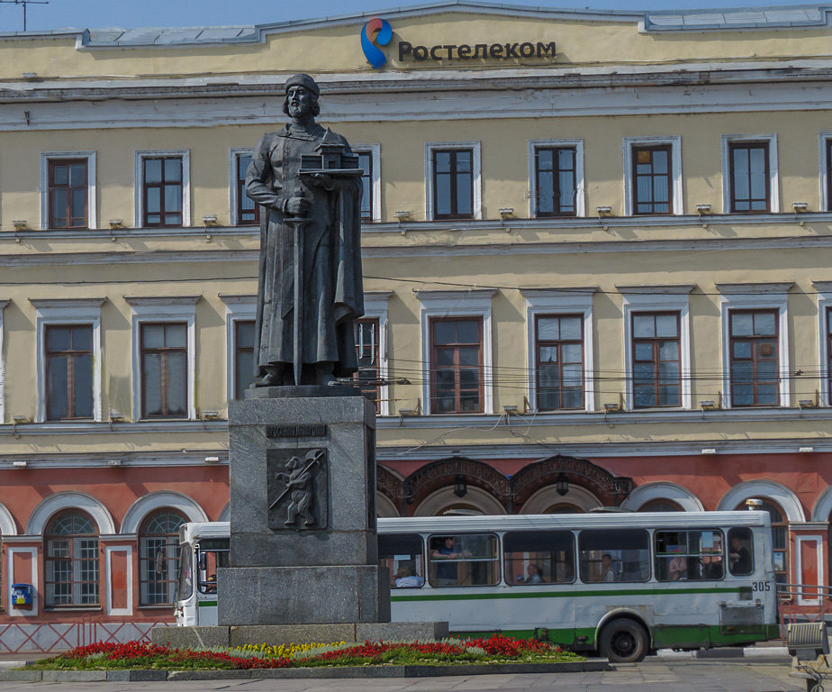 Памятник Ярославу Мудрому - Сергей Цветков