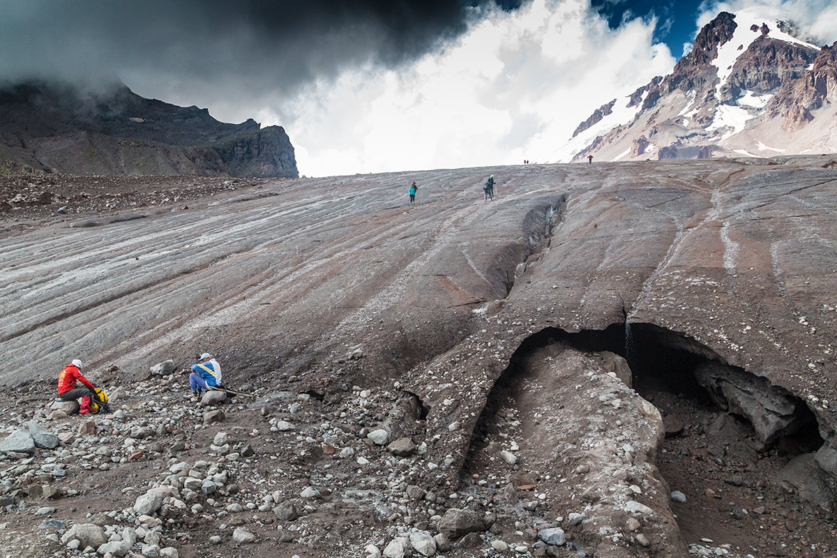 Перед ледником Гергети ( 3 100 м ) - Вячеслав Шувалов