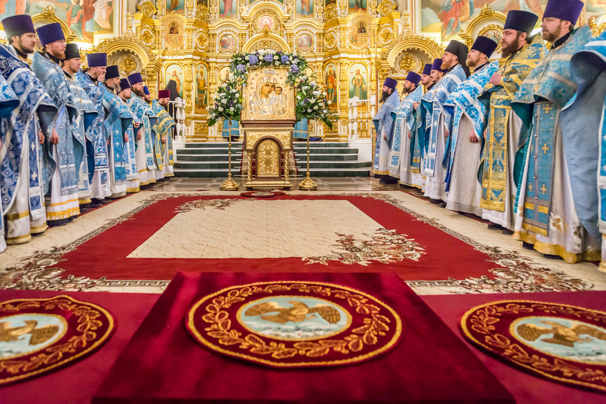 Богослужение в Михайловском соборе г. Ижевска - Олег Лунин