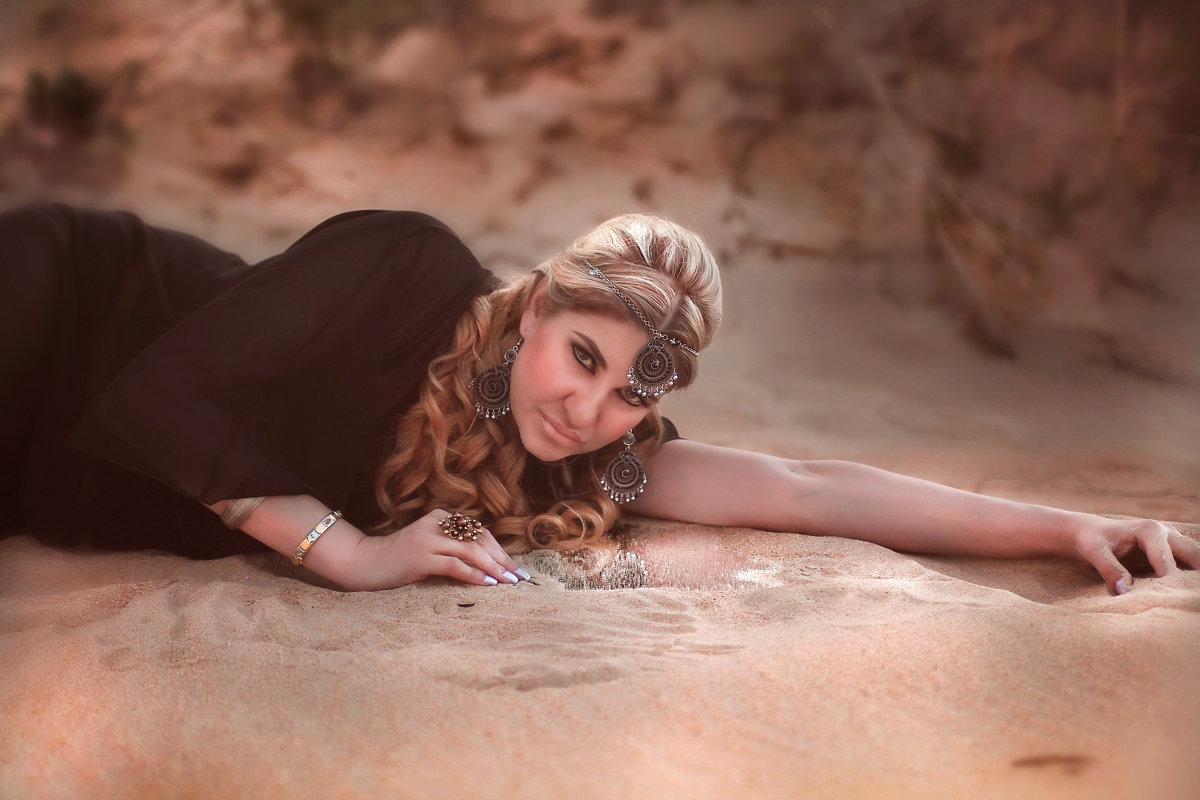 царица песков - Yana Fox