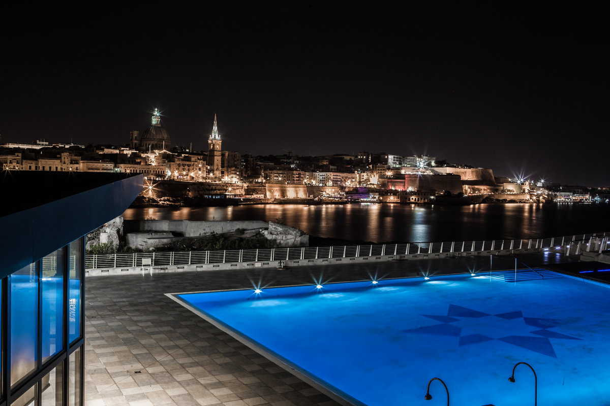 Valletta at night - Артём Князев