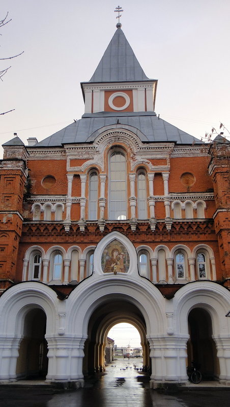 Святые врата (со стороны монастыря). Церковь Саввы Стратилата - Елена Павлова (Смолова)