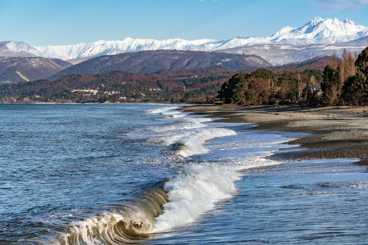Абхазия зимой море горы