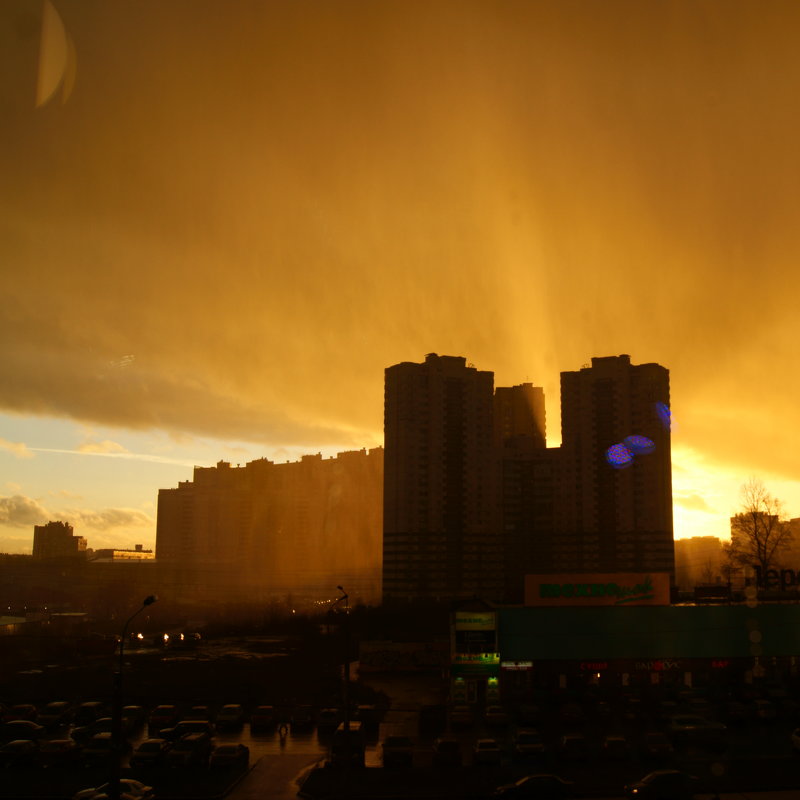 Солнечный дождь в окне - Sergey Isakov