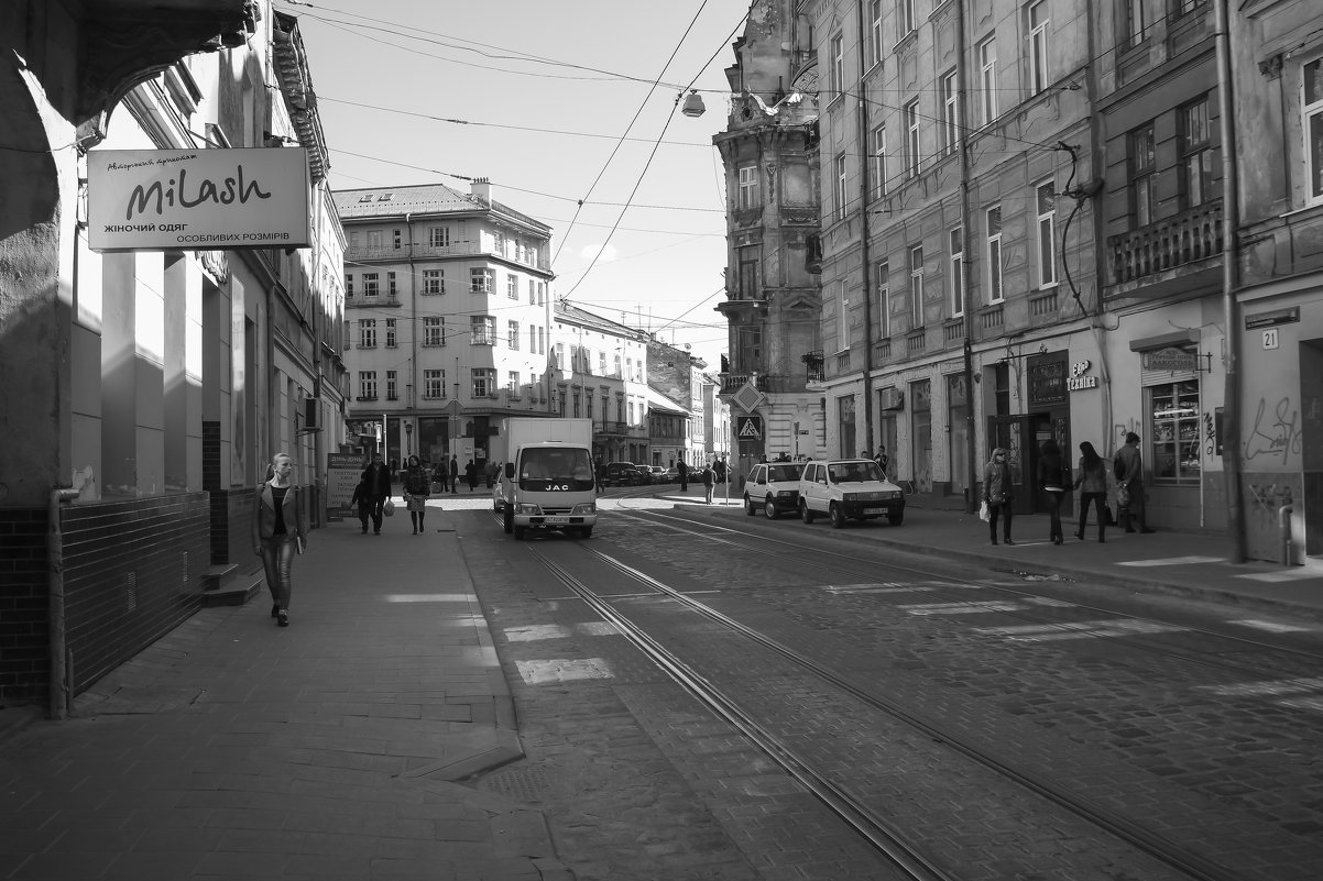 Улица во Львове - Иван Лазаренко