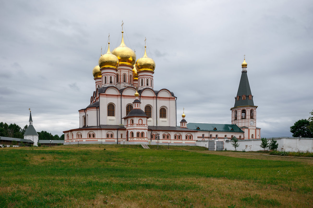 Иверский монастырь. Валдай - Евгений Никифоров