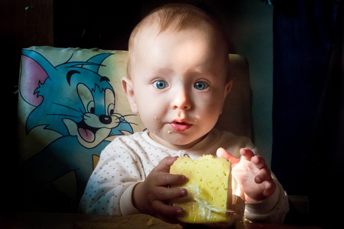 Малыш с кусочком сыра - Марина Кириллова