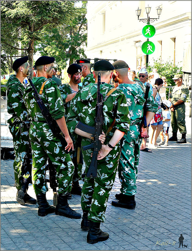 Севастополь. Зелёные человечки в городе... - Кай-8 (Ярослав) Забелин