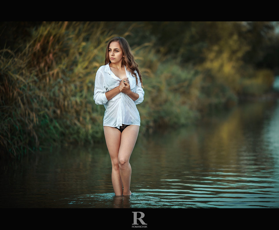 Lady in the Water - Romanchuk Foto