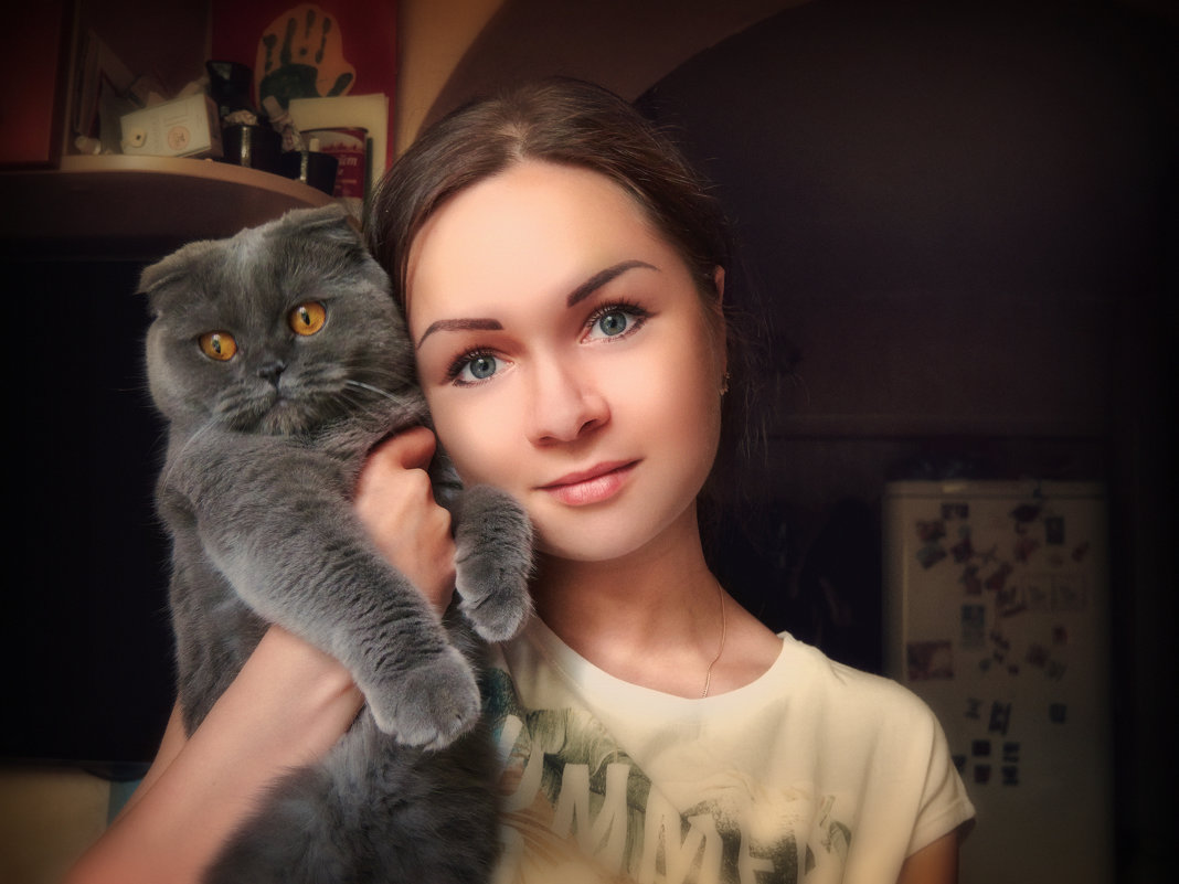 Девушка с котом - SergeiSV Лебедев
