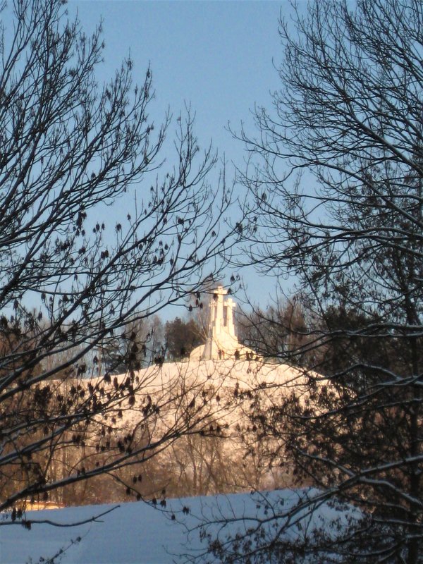 Три белоснежных Креста на горе - spm62 Baiakhcheva Svetlana