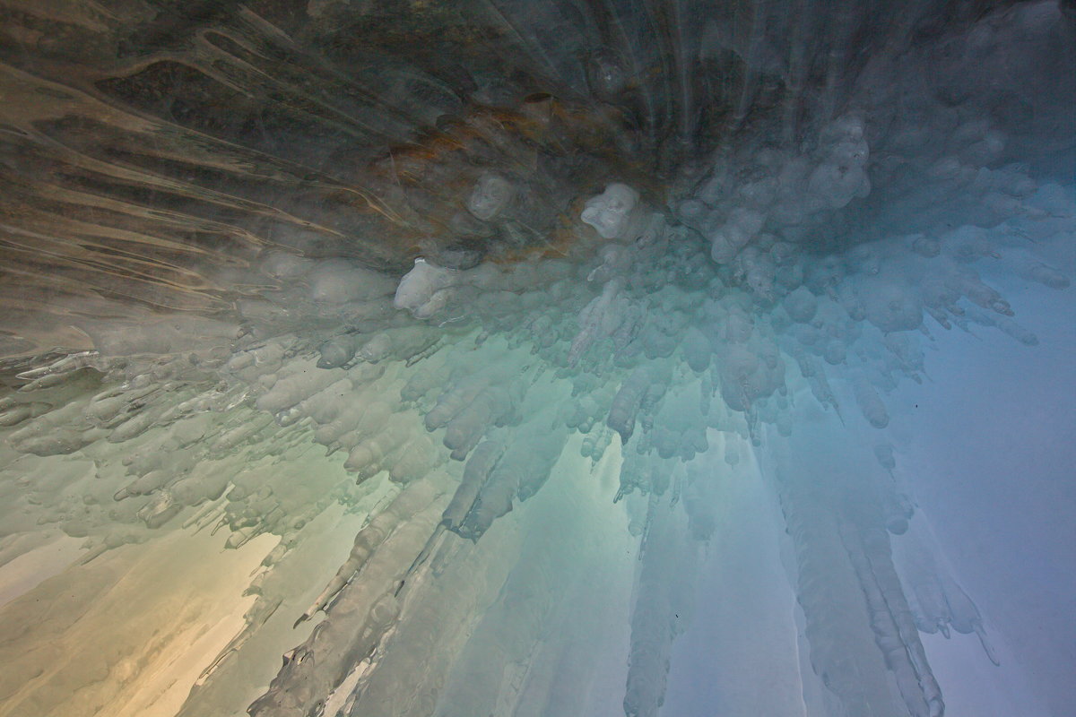 Потолок ледяной пещеры - Ирина Бруй