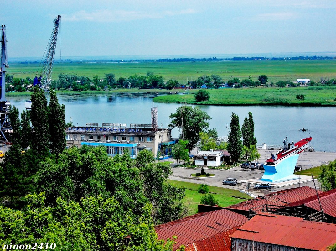 Азов. Вид с Крепостного вала на порт - Нина Бутко