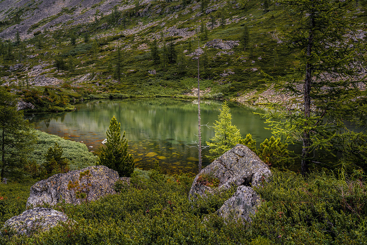 Озеро в горах - Андрей Поляков