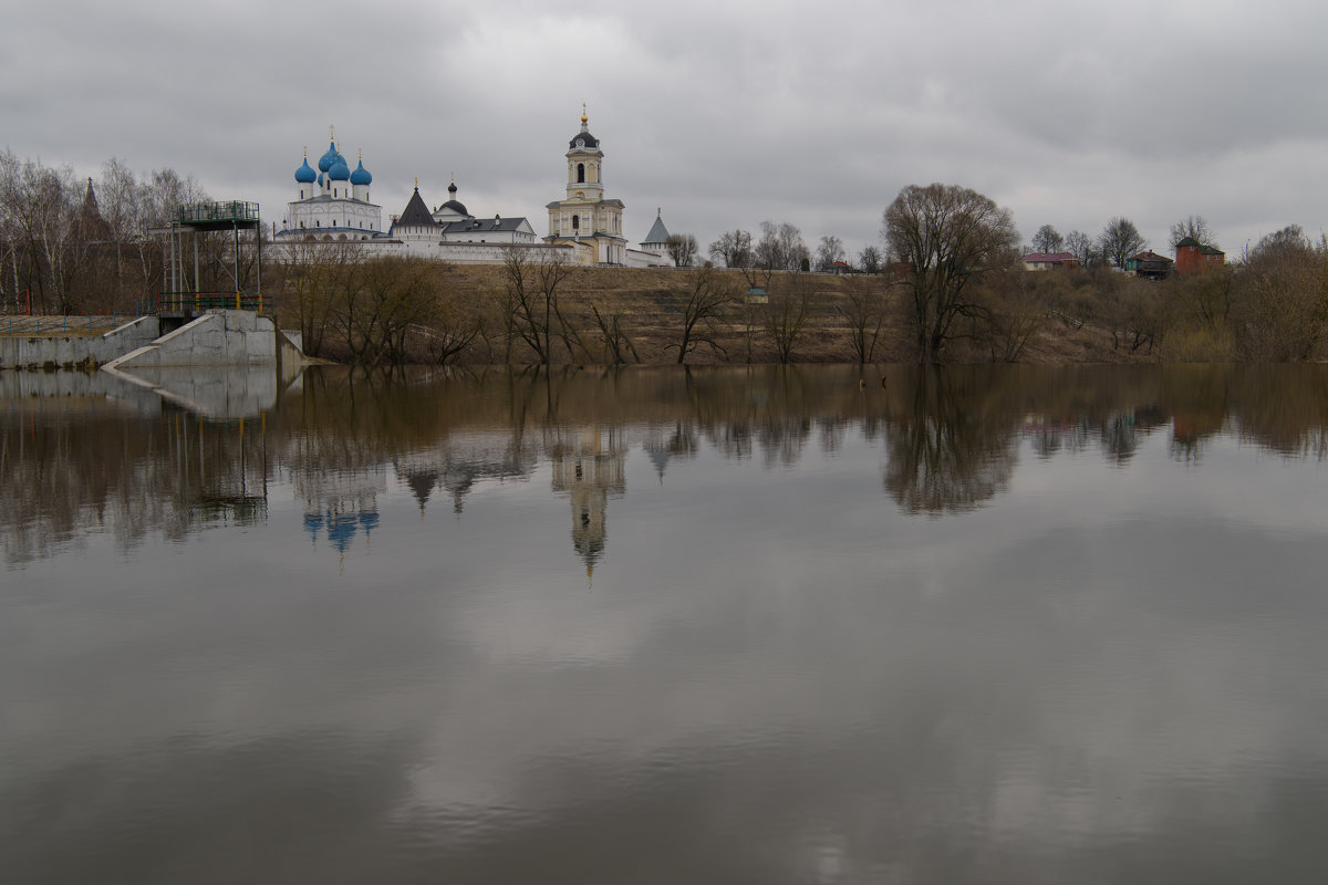 плотина у монастыря - Сергей Калистратов