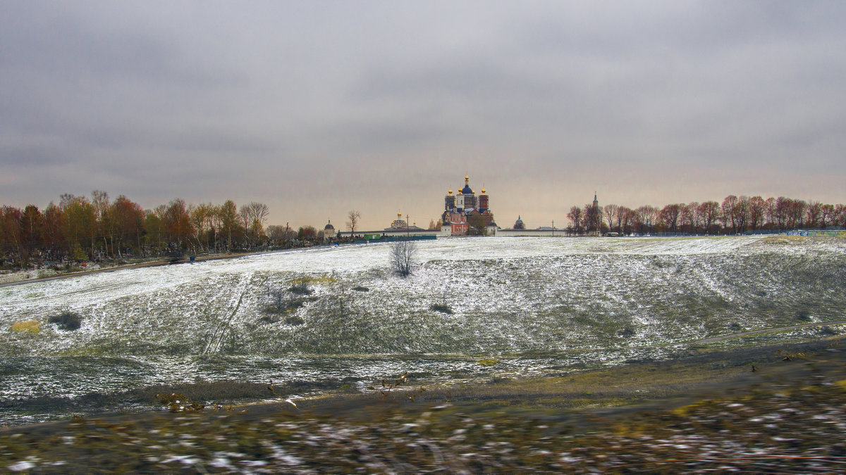 Свенский монастырь. Почти зимний пейзаж - Дубовцев Евгений 