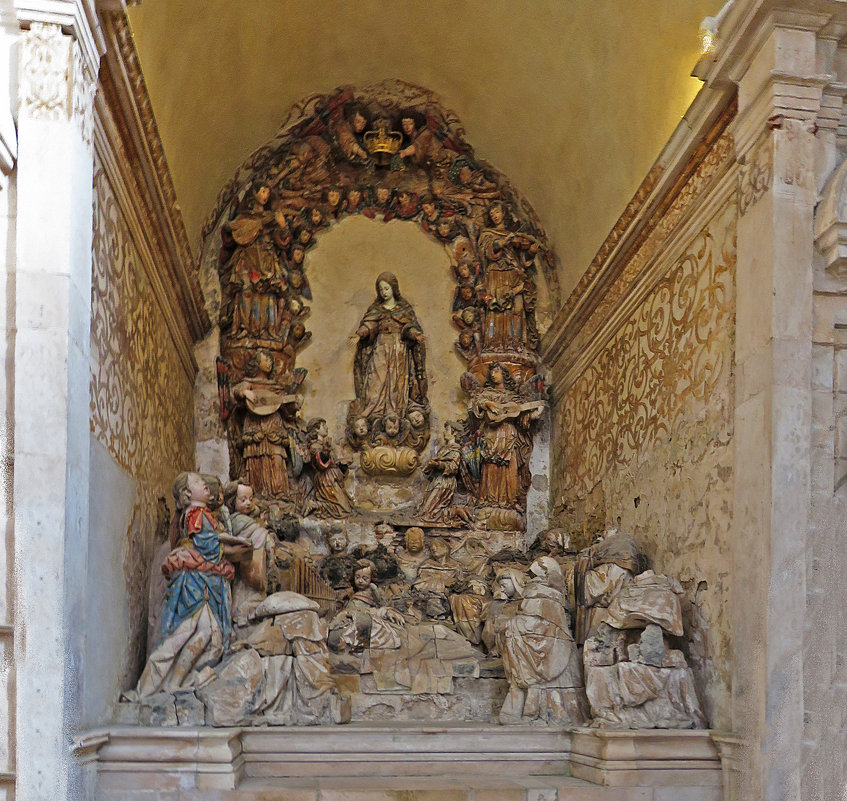 Алтарь монастыря   Санта-Мария де Алкобаса - ИРЭН@ .