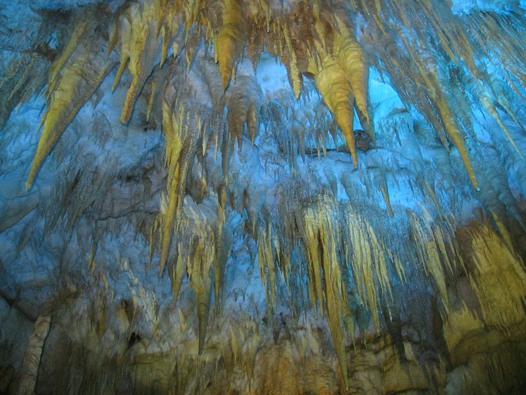 Грузия ,Имерети ,пещера Прометея - Alla Swan