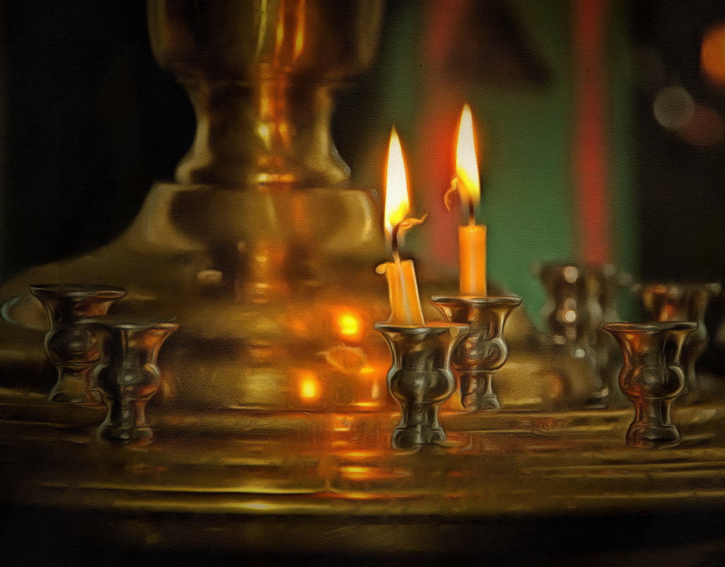 В церкви теплится свеча ...... - Tatiana Markova