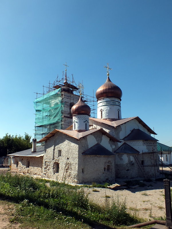 Остров. Церковь Николая Чудотворца - Николай 
