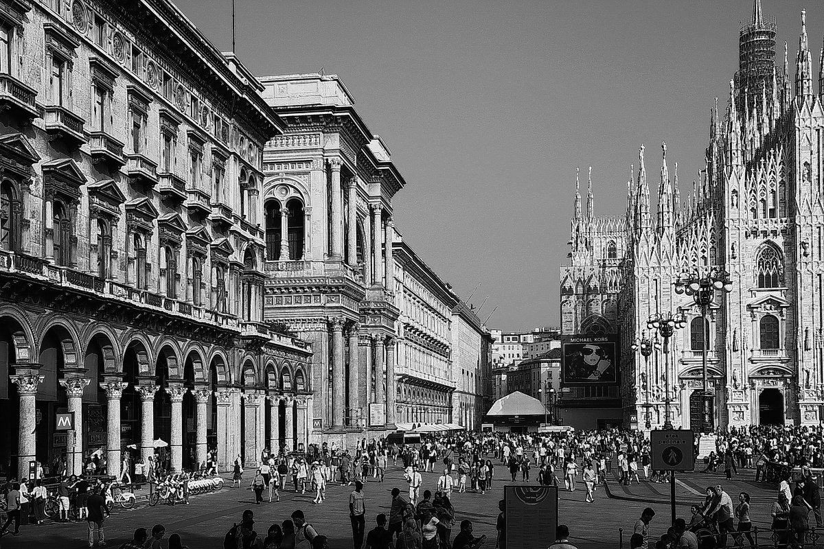 Piazza Duomo - M Marikfoto