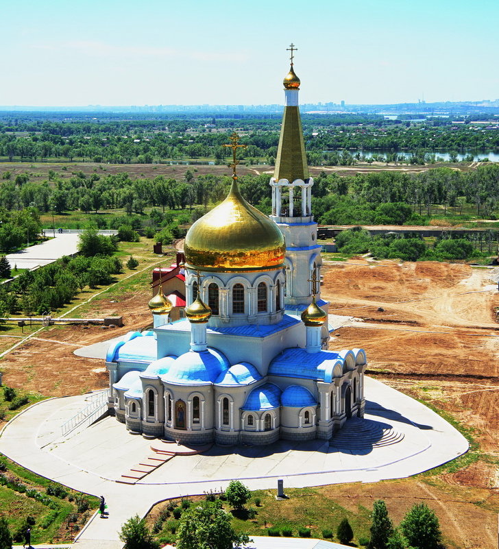 Храм Иоанна Богослова в городе Волжском - Владимир Насыпаный 