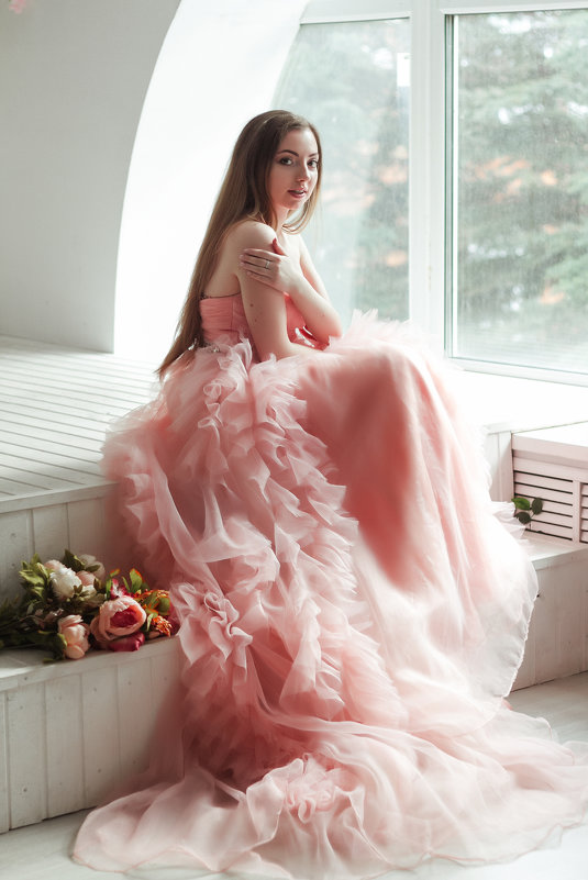 В розовом - Мария Корнилова