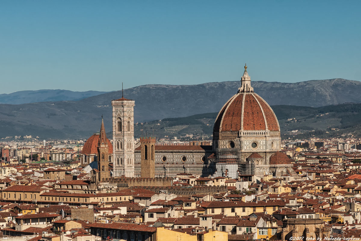 Вид на Флоренцию с площади Микеланджело - Надежда Лаптева