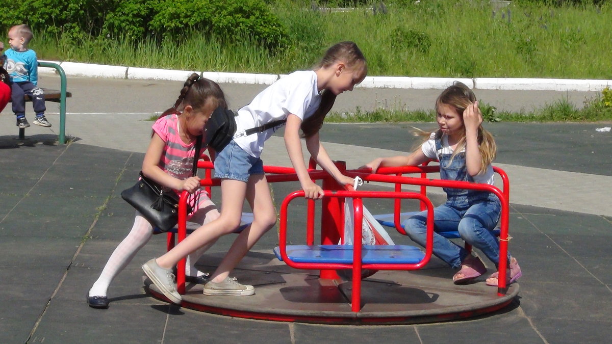 детская площадка - константин Чесноков