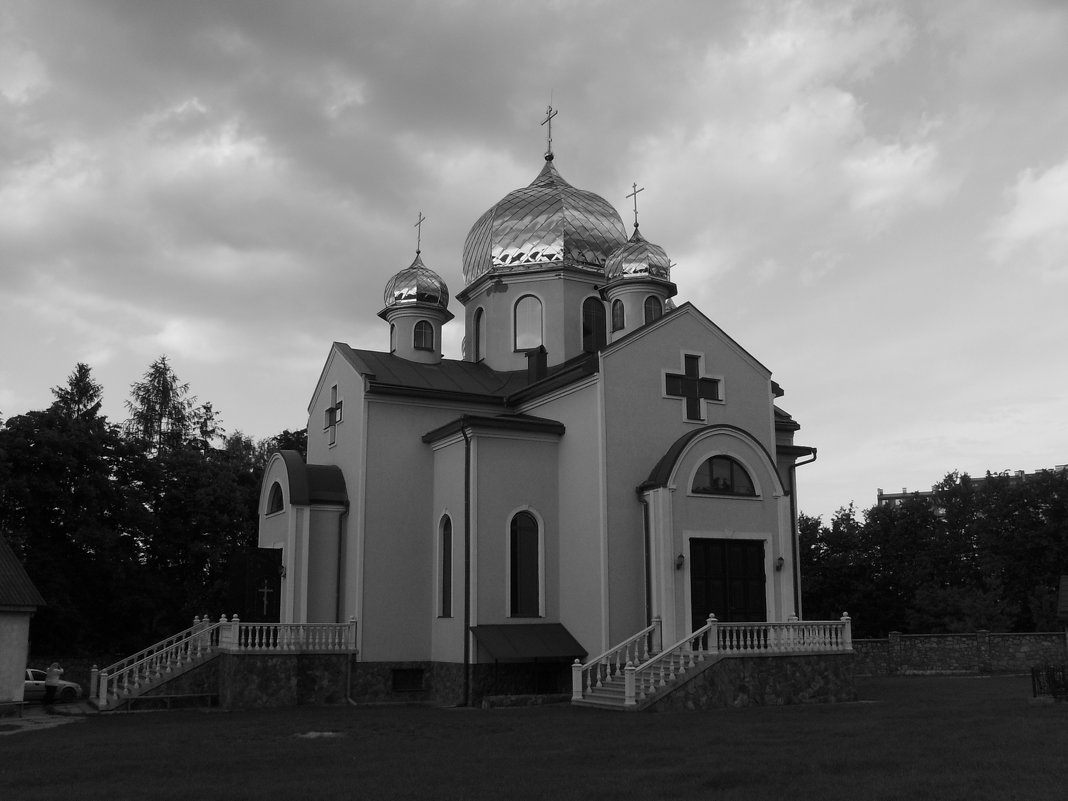 Православный  храм  в   Ивано - Франковске - Андрей  Васильевич Коляскин