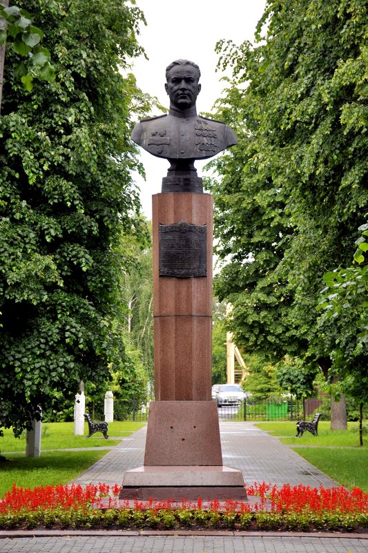 Памятник Зайцеву В.А. - Кирилл Иосипенко
