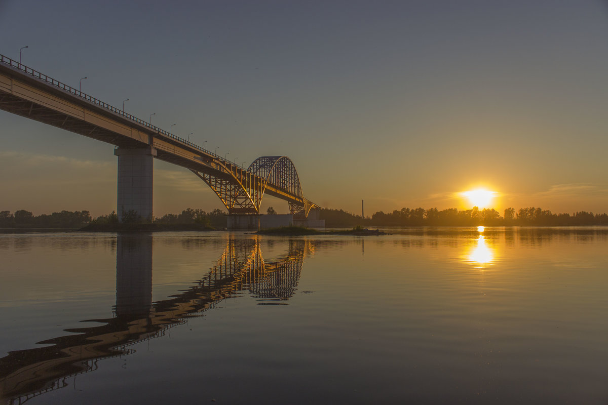 "Золотой" мост - Сергей Щербинин