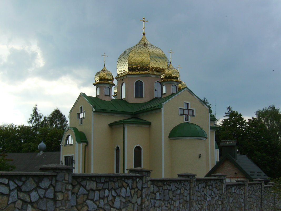 Православный   храм   в   Ивано - Франковске - Андрей  Васильевич Коляскин