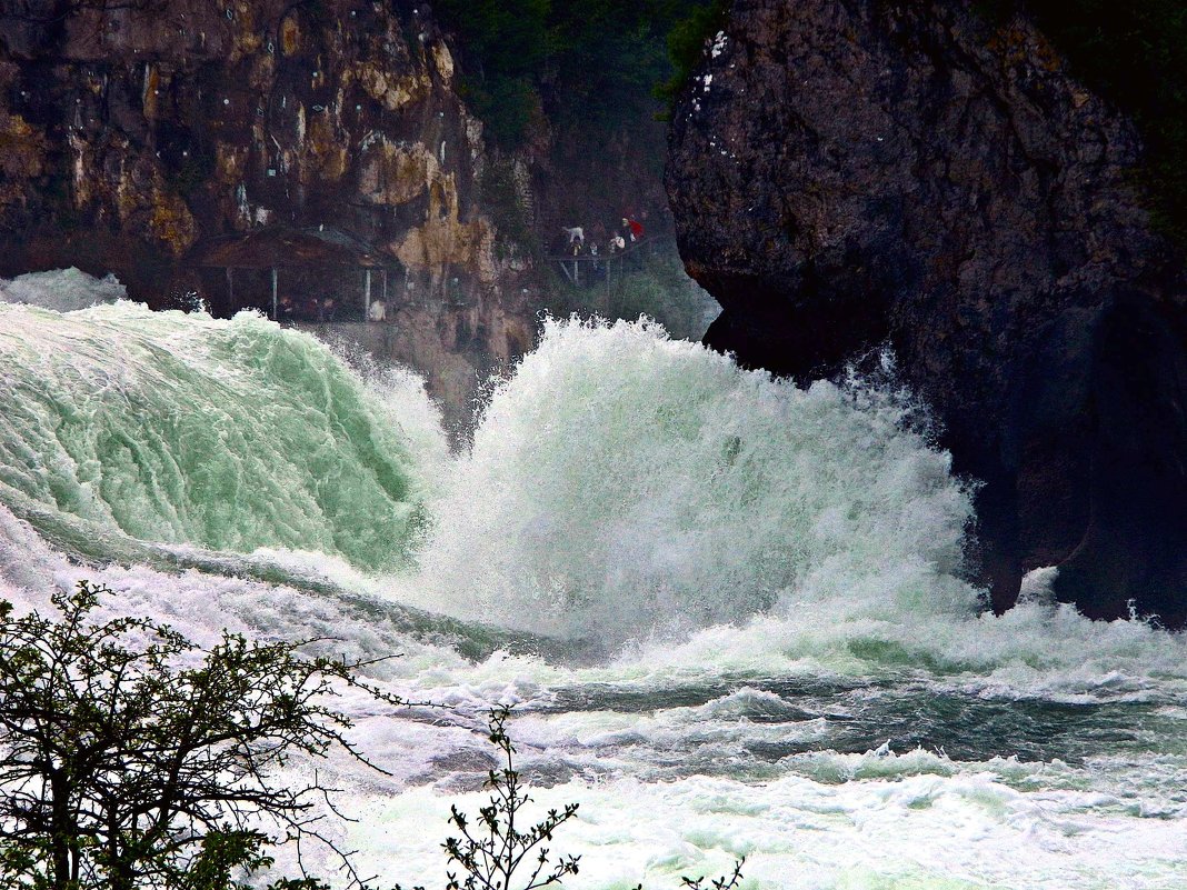 Рейнский водопад - Александр Корчемный